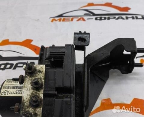 Блок управления ABS Chevrolet Cruze седан LXT 2010