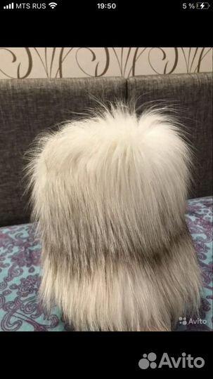 Продам женскую зимнюю шапку