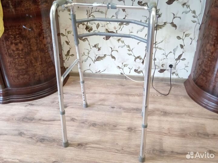 Ходунки для взрослых