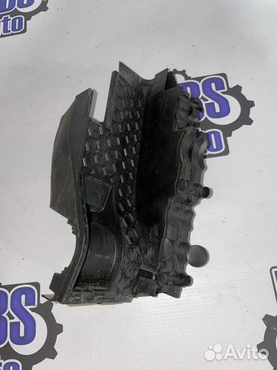 Молдинг (накладка кузовная) передний Mercedes-Benz