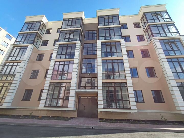 2-к. квартира, 77,6 м², 1/5 эт.