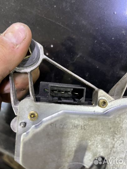 Моторчик стеклоочистителя volkswagen