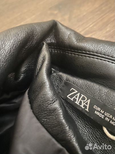 Кожаный пиджак zara