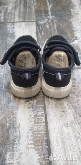 Детские кроссовки-сандалии 21