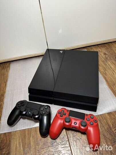 PS4 500GB + 2 геймпада (1108)