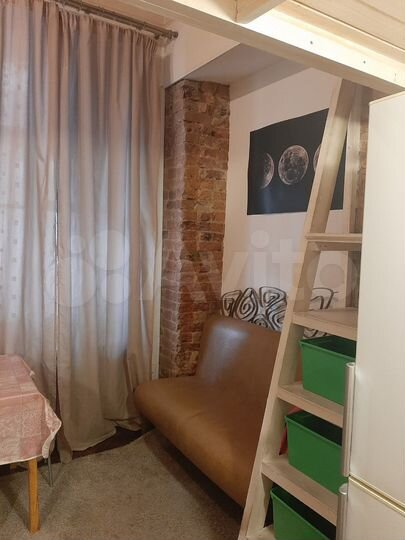 Комната 12 м² в 8-к., 2/4 эт.