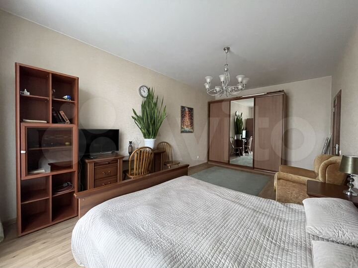 2-к. квартира, 54 м², 3/5 эт.