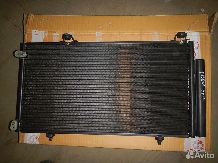 Радиатор кондиционера Audi