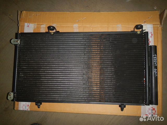 Радиатор кондиционера Audi