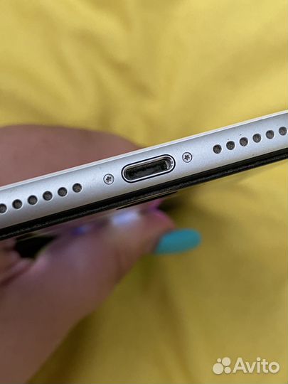 iPhone se 2020 128gb