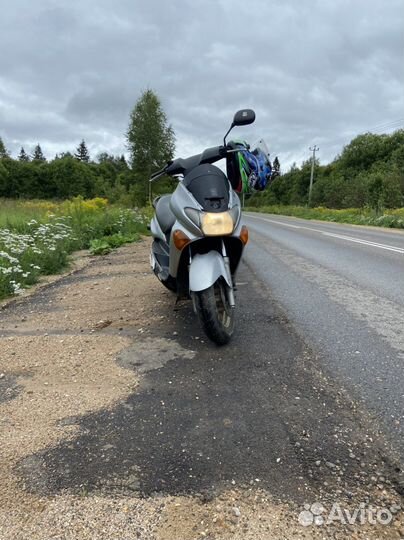 Скутер/мопед Suzuki avenis 150