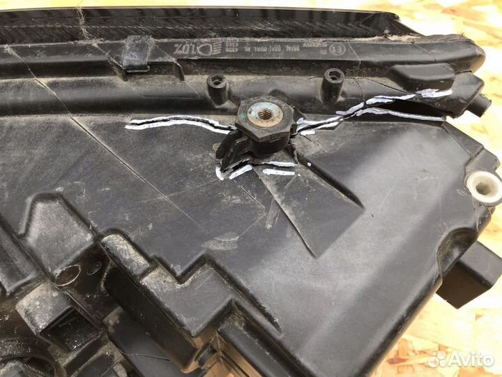 Фара правая Skoda Octavia A7 Рестайлинг LED