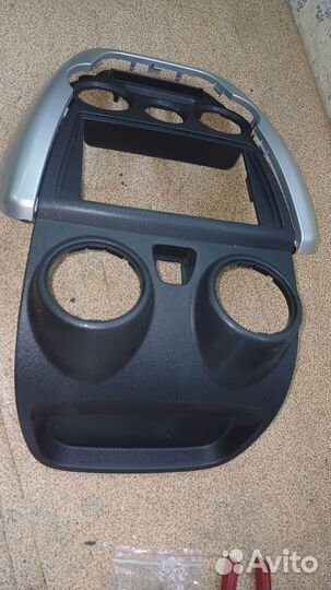 Штатная консоль панели гранта