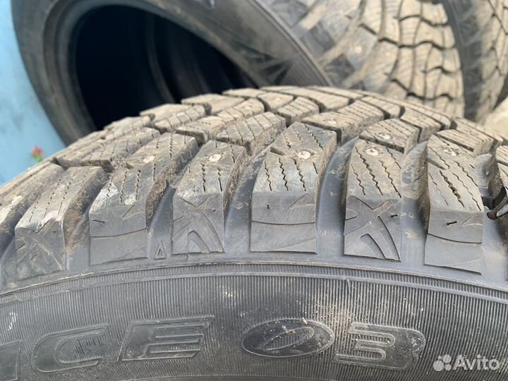 Dunlop GrandTrek Ice 03 275/50 R20