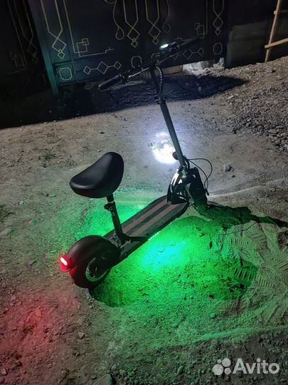 Электросамокат Carmega Raven