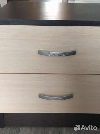 Тумба прикроватная