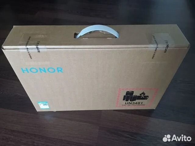 Ноутбук honor 512гб Новый