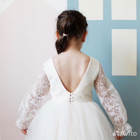 Платье праздничное на девочку