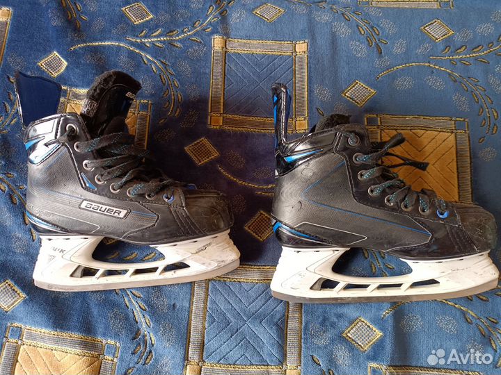 Хоккейные коньки bauer