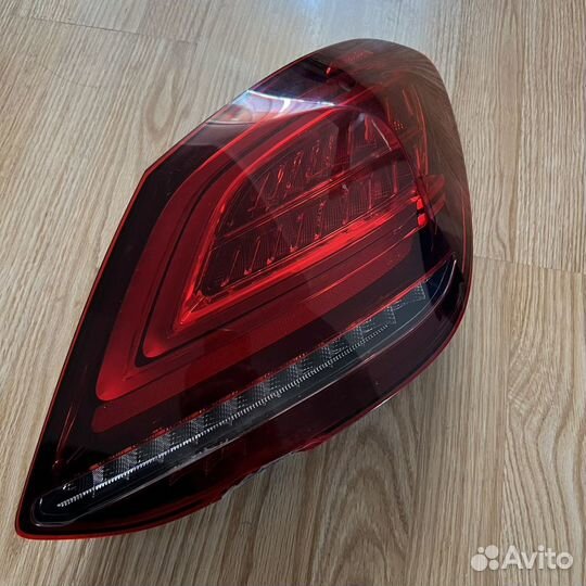Задний стоп на мерседес 205