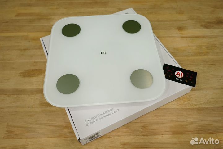 Умные весы Xiaomi Mi Body Composition Scale 2