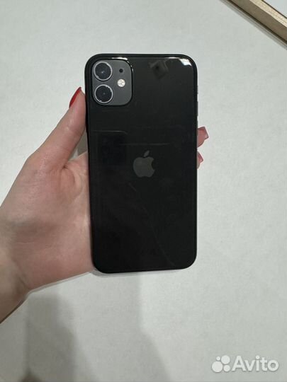 iPhone 11, 64 ГБ