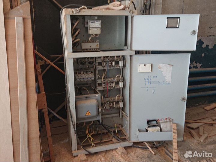 Шкаф вру - 1Д 200-329 в сборе