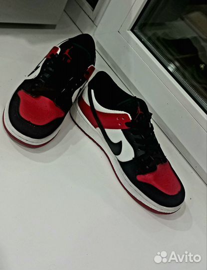 Кроссовки nike женские