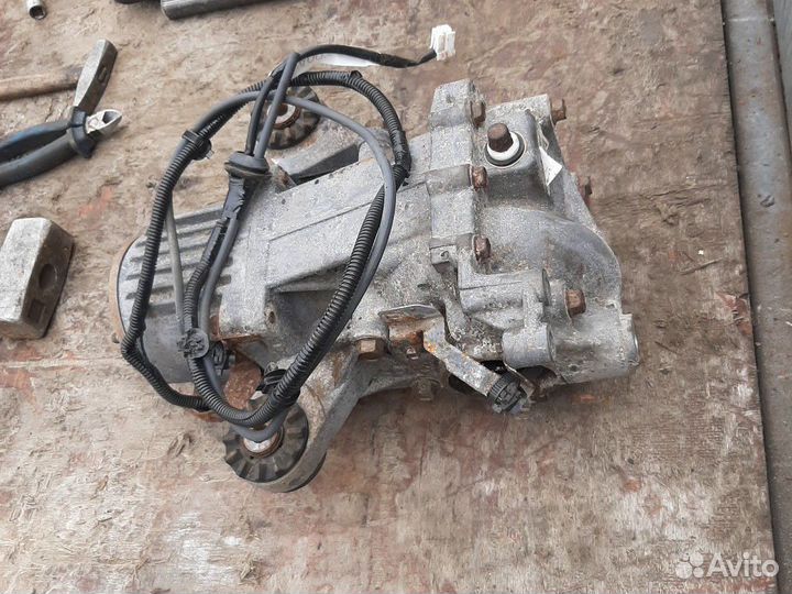 Редуктор заднего моста мост Мицубиси Аутлендер XL