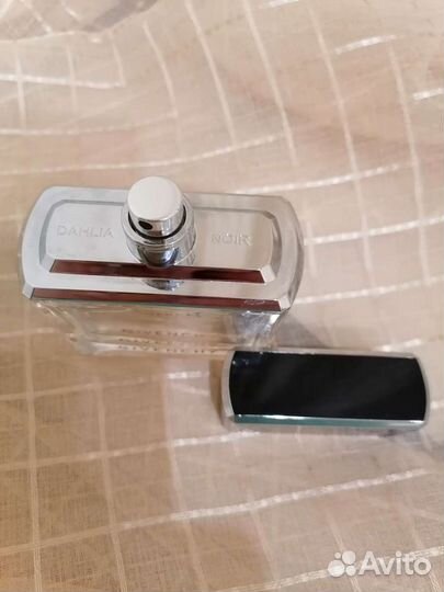 Парфюмированная вода женская