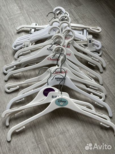 Плечики детские