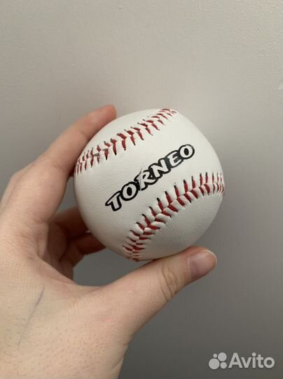 Бейсбольный мяч
