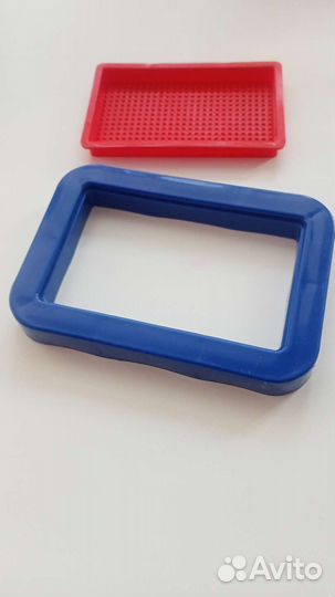 Кормушка для рыб