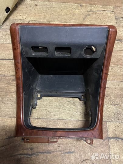 Консоль Toyota Camry V30