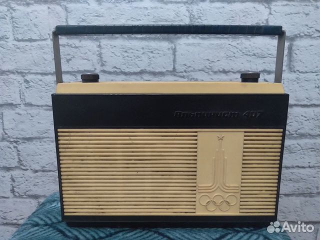 Радиоприемник Альпинист 407 олимпиада 80 СССР