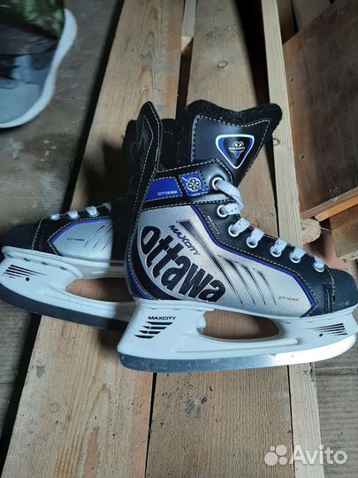 Коньки хоккейные 37 размер