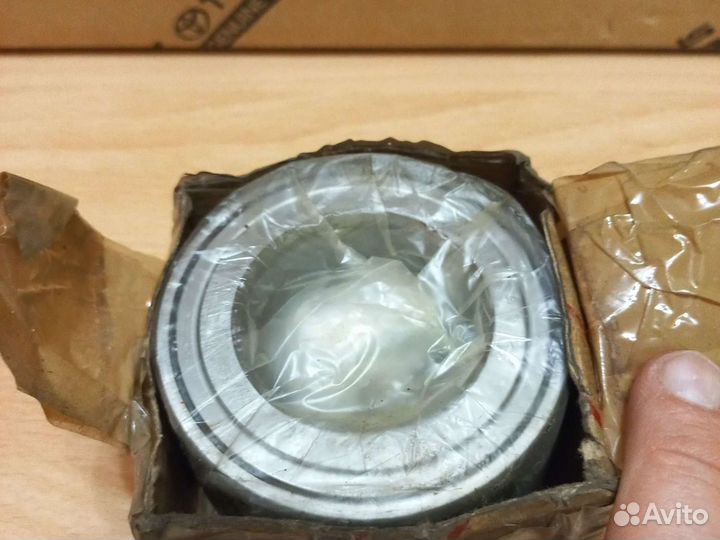 Лексус GS300 подшипник ступицы задний 90369-49002