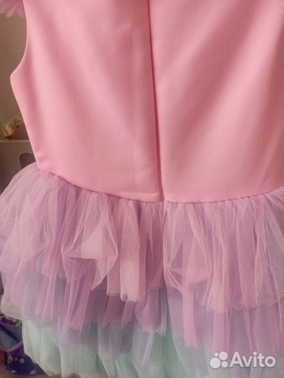 Нарядное платье