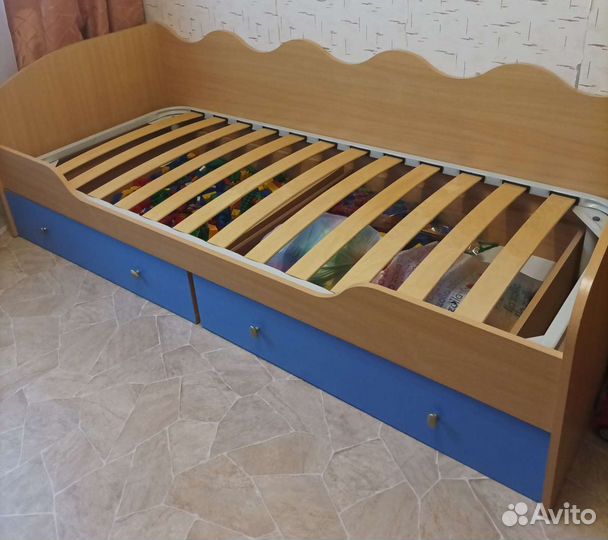 Детская кровать 80х2000