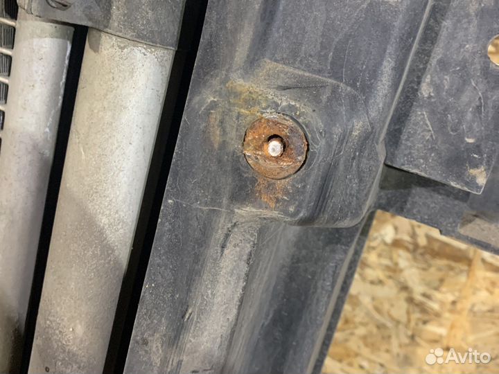 Касета радиаторов Mazda Cx-7 панель передняя