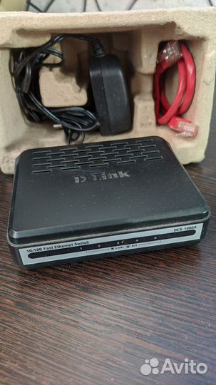 Коммутатор D-Link DES-1005A