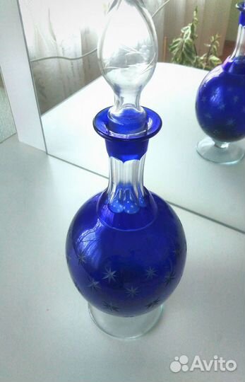 Графин из цветного хрусталя. Керамическая бутылка