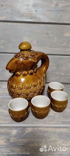 Глиняный кувшин