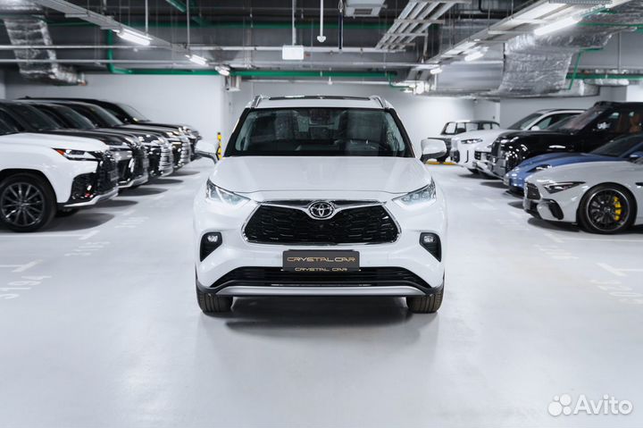 Toyota Highlander 2.0 AT, 2024, 2 км