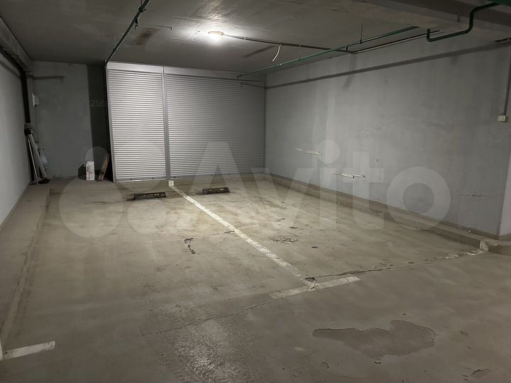 Машиноместо, 20 м²