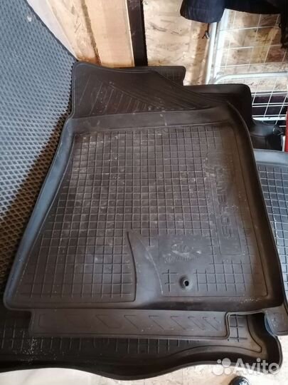 Коврики резиновые киа Соренто2