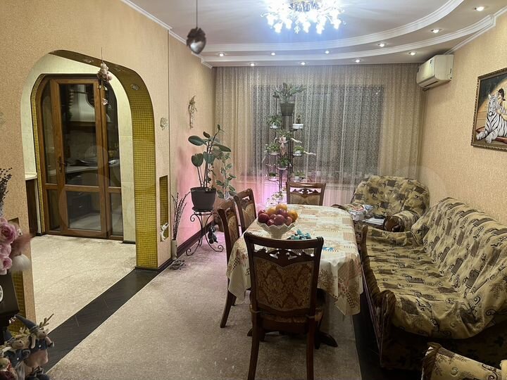 3-к. квартира, 67 м², 3/9 эт.