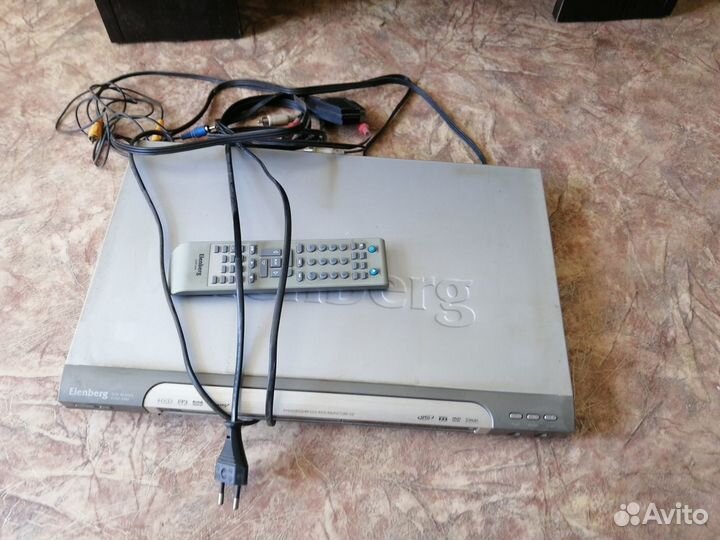DVD-плеер Elenberg dvdp-2450