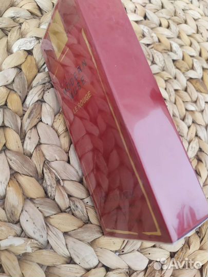 Estee Lauder Modern muse