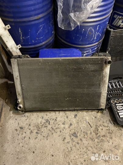 Диффузор с радиатором Audi A8 D3